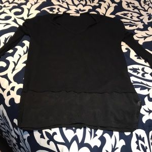Long sleeved black v neck top
